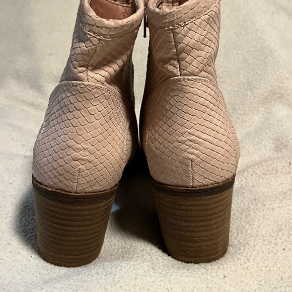 DL Dirty Laundry Pink Boots Sz 8 - Picture 10 of 11